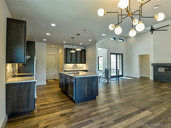 4th image of 140 Hazelnut Dr