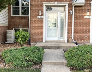 (Undisclosed Address), Mokena, IL, 60448