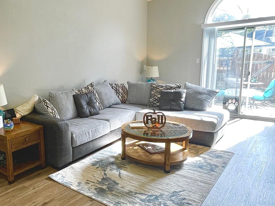 1st image of 337 Wimbledon Chas APT D