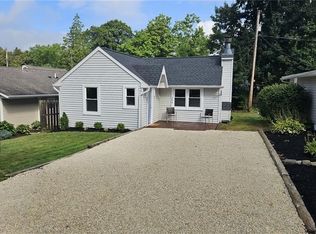 266 Rustic Rook Rd, Chippewa Lake, OH 44215