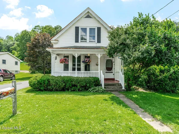 27 Genesee Street, Troy, NY 12180
