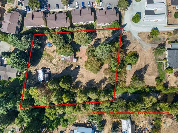 149 Beaver Ln, Canyonville, OR 97417