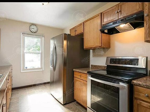 3rd image of 5241 Brookwood Ave