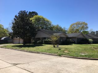 12935 Aspen Ln, Beaumont, TX 77713