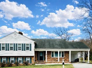 11 Bromley Ct, Lutherville Timonium, MD 21093