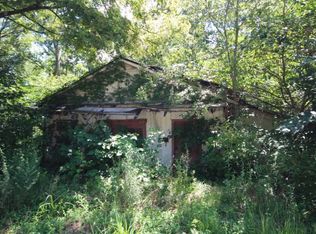 682 Arlington Rd, Greer, SC 29651