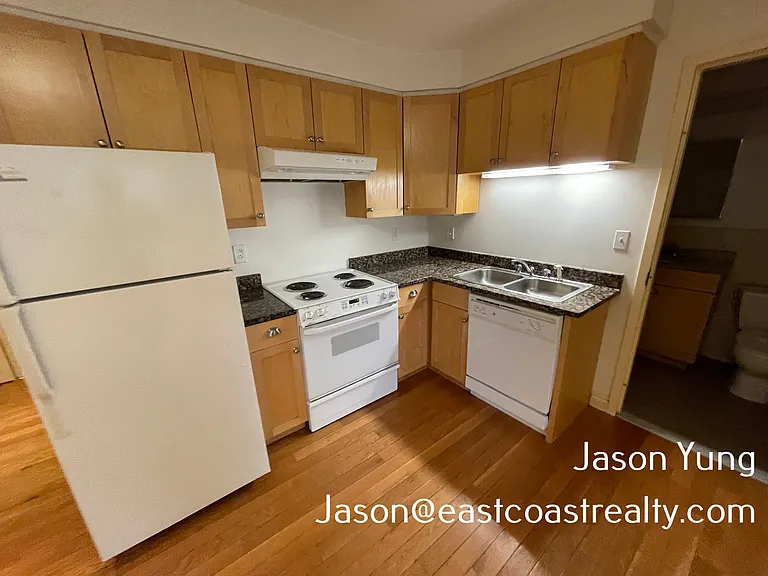 27 Peterborough St #295 — Photo 9