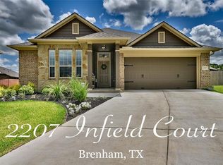 2207 Infield Ct, Brenham, TX 77833
