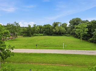 7121 Lewis Rd, Hitchcock, TX 77563