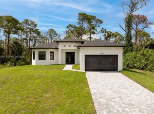 12086 Chamberlain Blvd, Port Charlotte, FL 33953