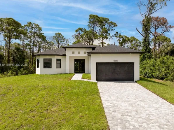 12086 Chamberlain Blvd, Port Charlotte, FL 33953