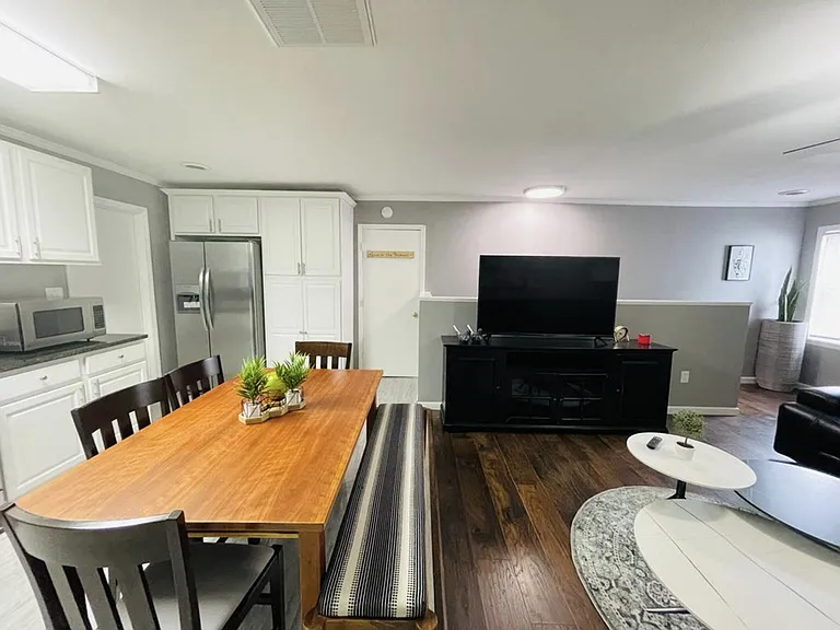 402 15th Ave S #5 — Photo 7