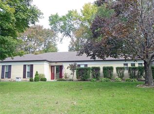1875 Highland Meadows Dr, Dayton, OH 45459