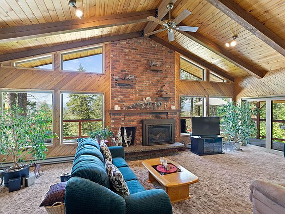 4th image of 2435 Cottonwood Creek Rd #A