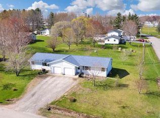 1668 Bittersweet Dr #1, Rudolph, WI 54475