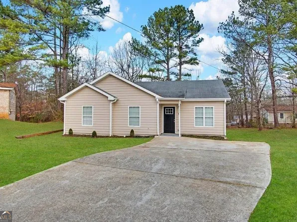 9102 Morris Dr SW, Covington, GA 30014