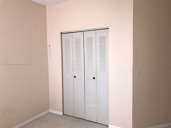 5th image of 1417 Barcelona Way #2-27