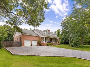 2 Sunset Rd, Sag Harbor, NY 11963