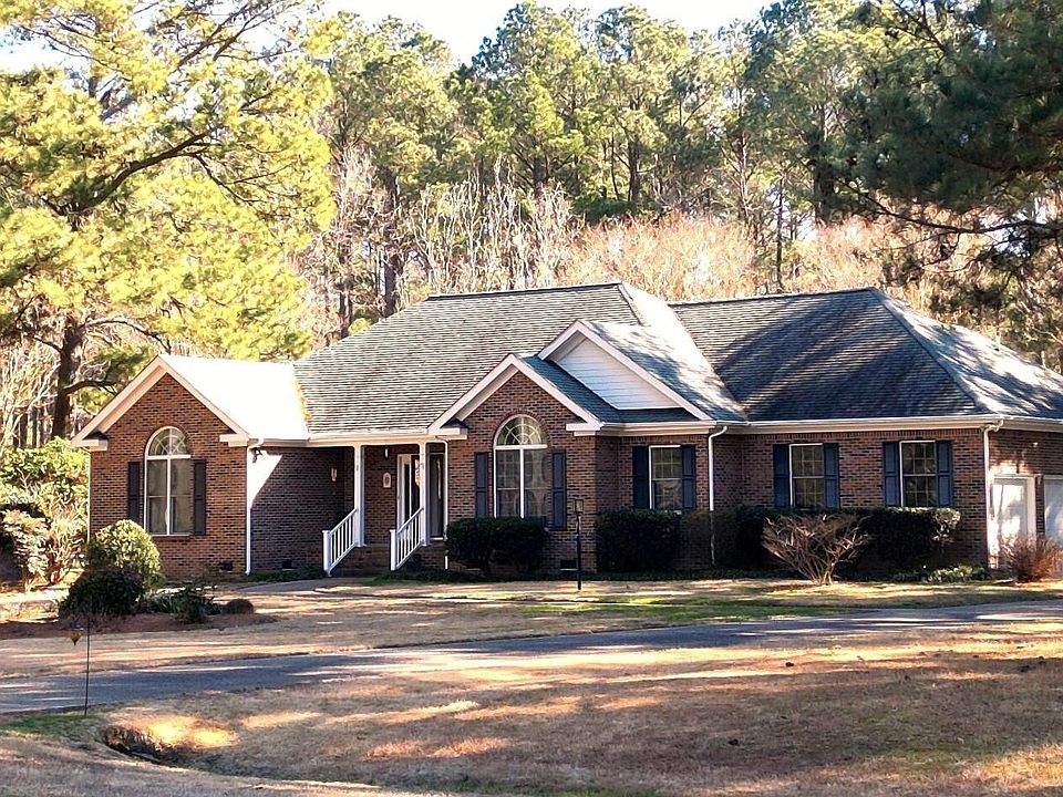 1st image of 137 Waccamaw Drive