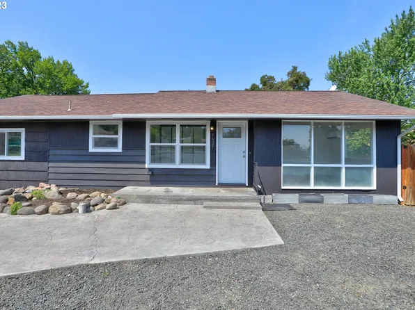 1627 Nevada St, The Dalles, OR 97058