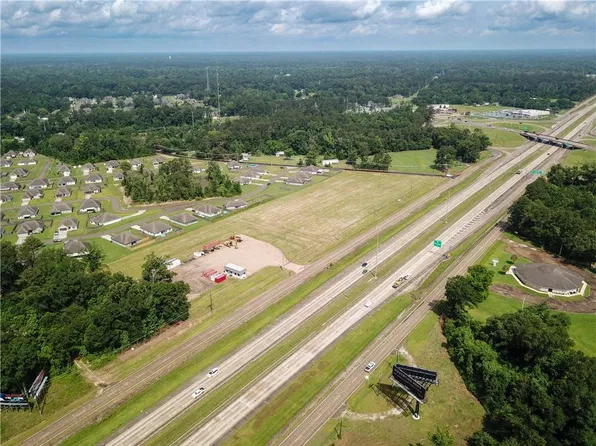 39599 SW Interstate Highway 55 Service Rd, Ponchatoula, LA 70454