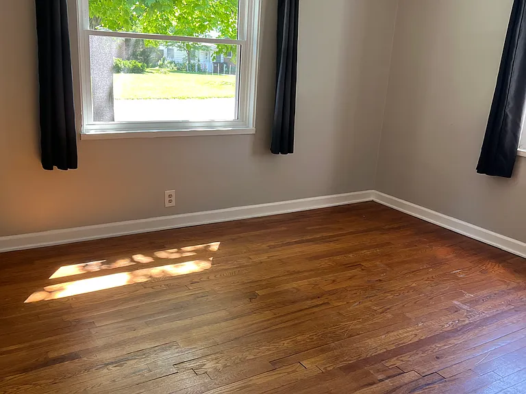 529 Carrlands Dr — Photo 3