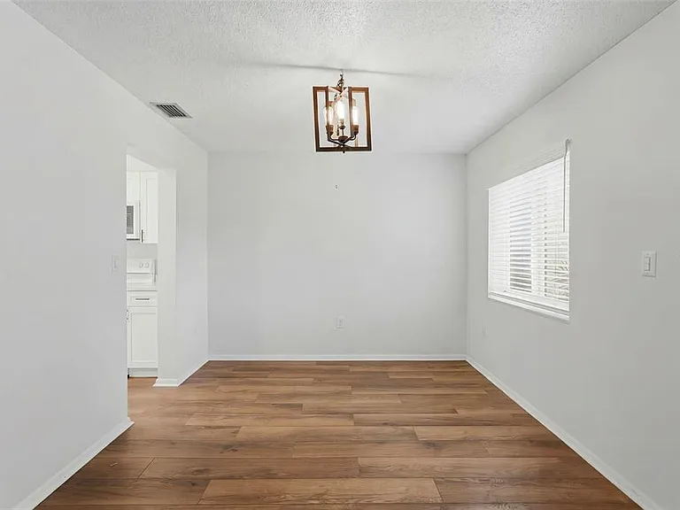 350 79th Ave N #122 — Photo 9