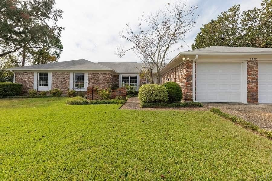 1st image of 4849 Balmoral Dr