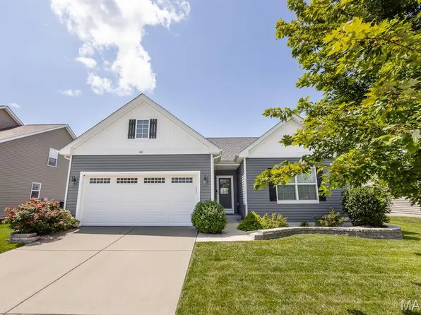 861 Bluff Ridge Ln, Shiloh, IL 62221