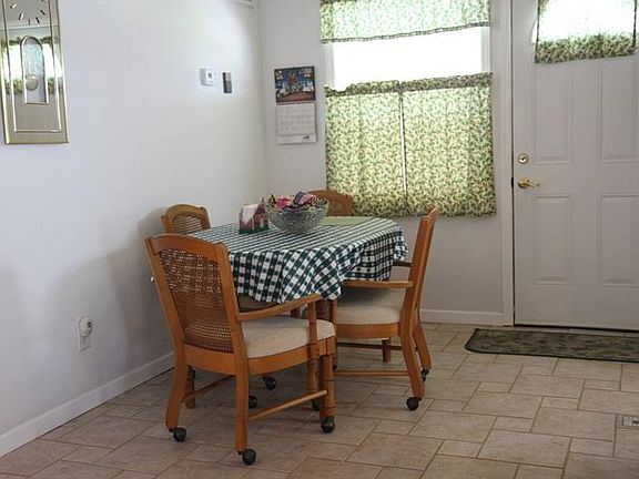 5th image of 7043 Tamarind Dr