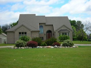 75088 Peters Dr, Romeo, MI 48065