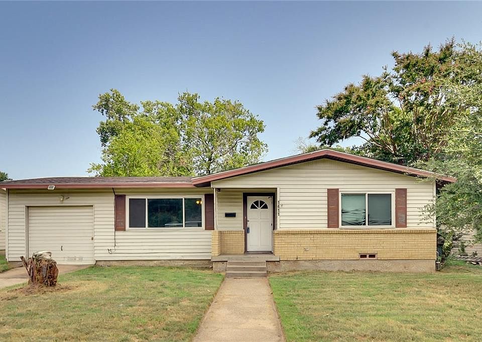1st image of 1411 W Lovers Ln