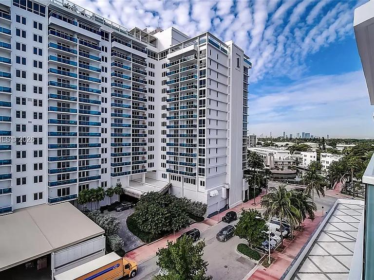 2401 Collins Ave #904 — Photo 26