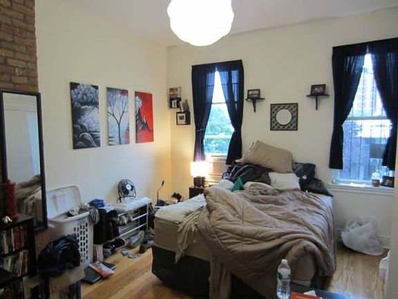 5th image of 681 Park Ave #2R