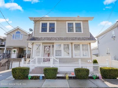762 New Dorp Ln, Staten Island, NY, 10306