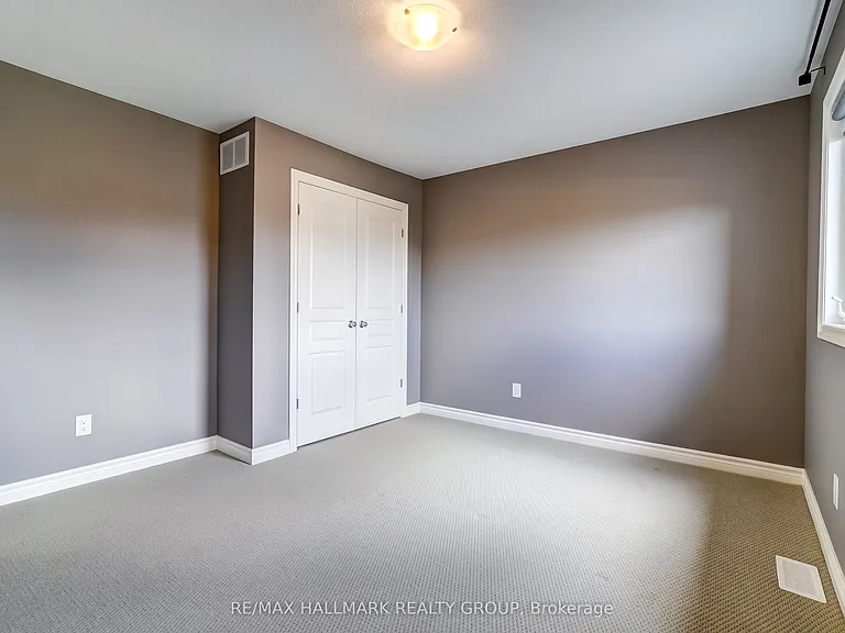 1110 Beckett Cres — Photo 25