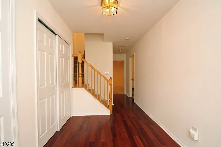 4 Prescott Ct — Photo 18