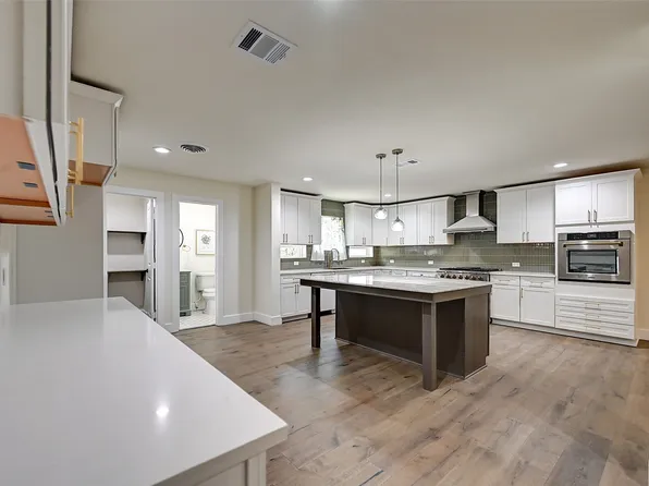 3900 Pelham Rd, Fort Worth, TX 76116