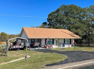 905 Centerhill Rd, Linden, TX 75563