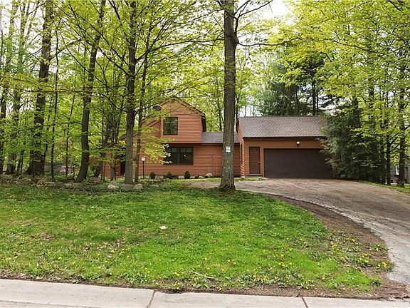 2nd image of 28 Swallow Ln