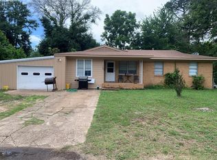 708 Ruth St, Athens, TX 75751