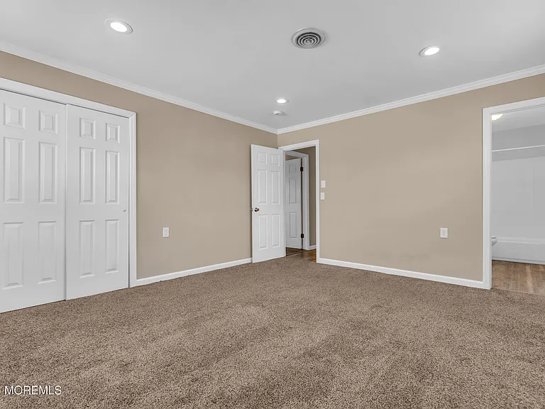 510 Jamaica Blvd — Photo 26