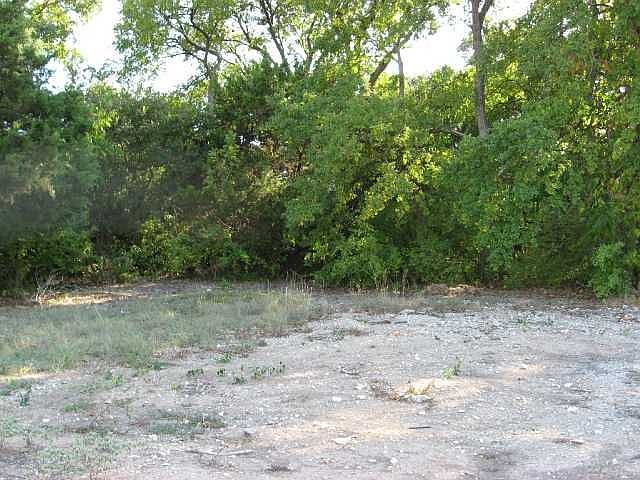 2nd image of 2053 Golden Bear Dr