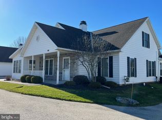 2174 Knob Hill Rd, York, PA 17403