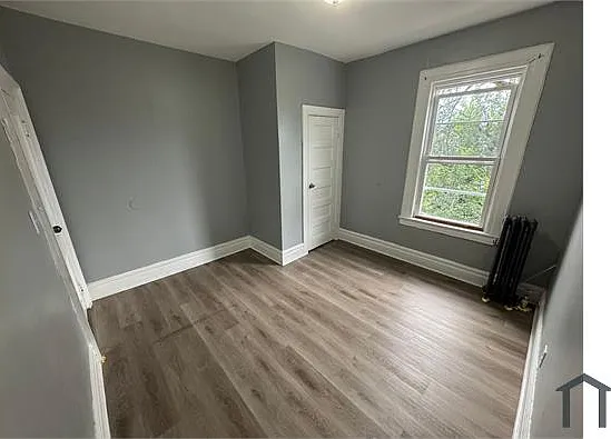 35 Shepard Ave #11 — Photo 2