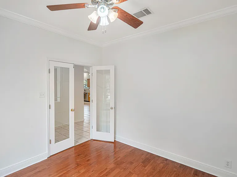 1622 Abbey Ln — Photo 12