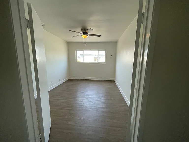 1101 Saint Louis Ave #7 — Photo 33