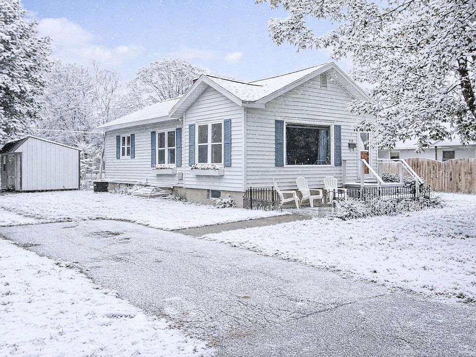 1st image of 919 Lawndale St
