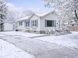 919 Lawndale St, Ludington, MI 49431