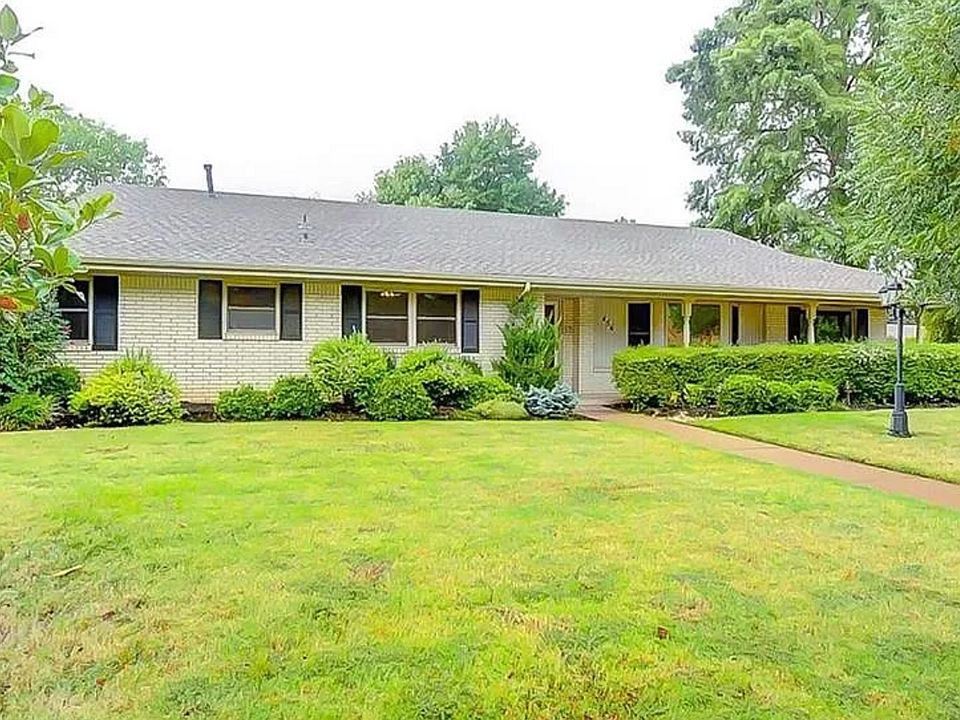 1st image of 456 Thorton Dr